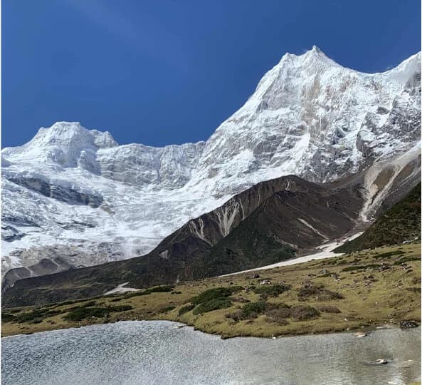 Best Time for Manaslu Circuit Trekking