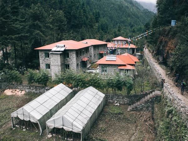 Luxury Phakding
