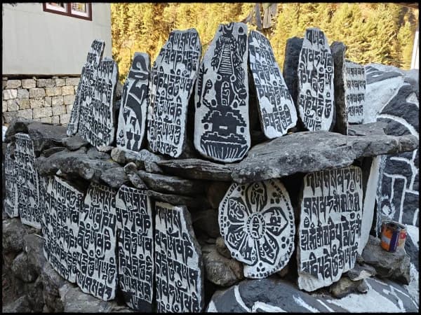Mane Stone